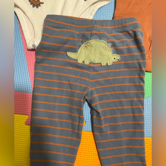 Carters 3 piece baby infant matching dinosaur onesies bodysuits leggings pants - Picture 5 of 7